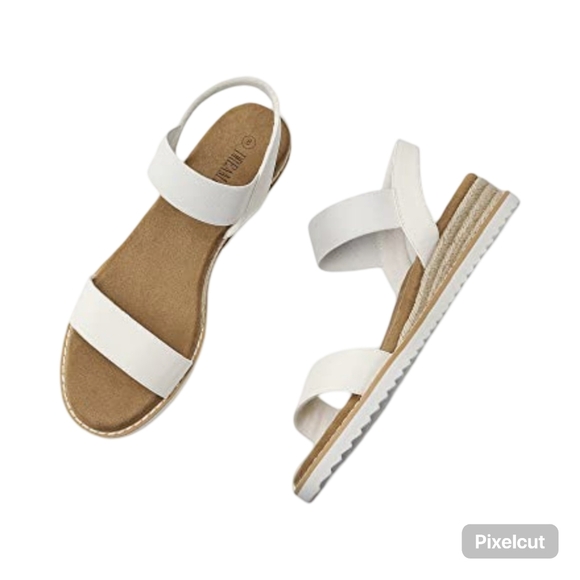 NWOT Dream Pairs White Sandals with Ankle Strap Size 9 - Picture 3 of 8